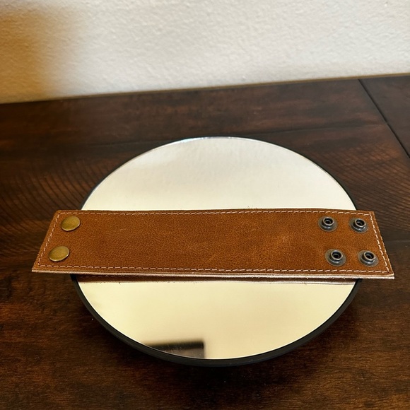 Western Boho Hide Leather Cuff Bracelet with small money pocket - Picture 3 of 3